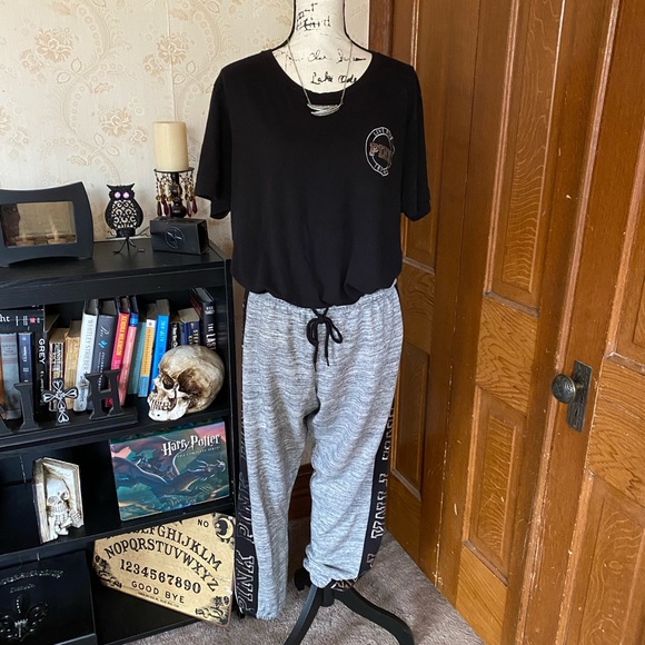 LIMITED EDITION SEQUINS MATCHING Tshirt and Joggers - Picture 2 of 11